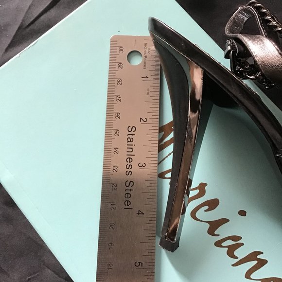 marciano 4.5" heel / chain slingbacks - Picture 4 of 5